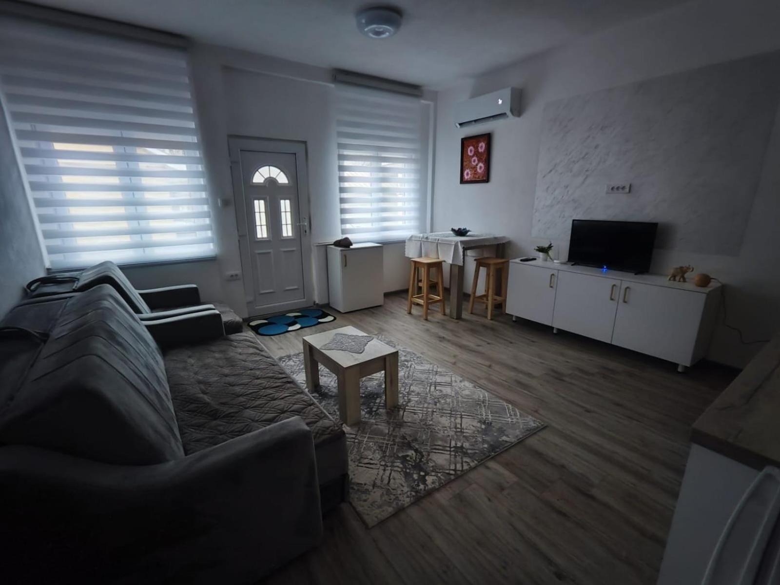Apartment Valterova *